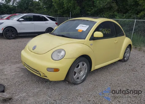 2000 Volkswagen New Beetle Gls z USA, uszkodzony, nr VIN 3VWCD21C8YM468456